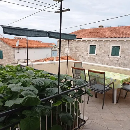 Apartment Perica *