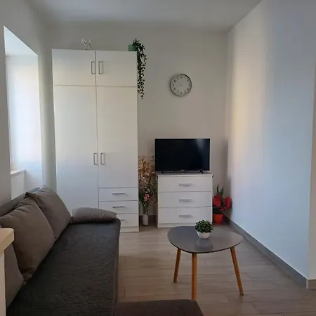 Perica Apartment Postira